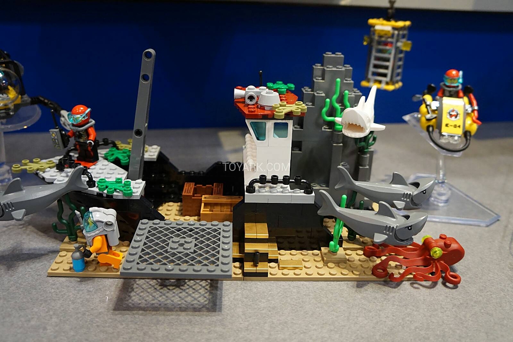 Toy-Fair-2015-LEGO-City-074